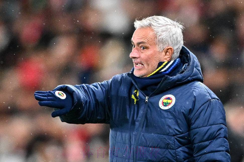 老佛爷第3段录音曝光:C罗是疯子*!穆帅不正常